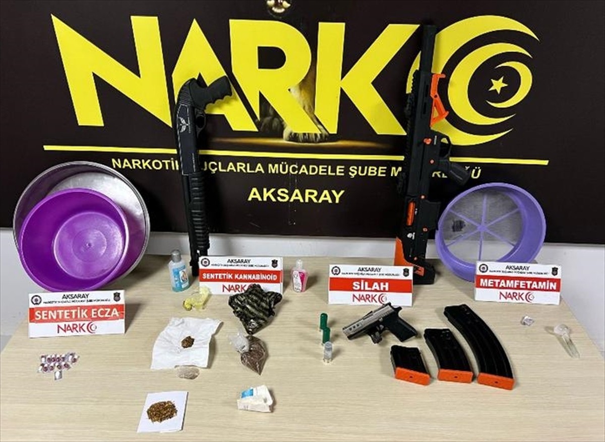 Aksaray'da düzenlenen uyuşturucu operasyonunda gözaltına alınan 7 şüpheli tutuklandı. Operasyonda...