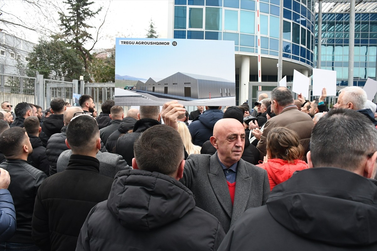 Arnavutluk Yolsuzluk ve Organize Suçlara ilişkin Özel Mahkeme (GJKKO), 10 Şubat'ta gözaltına...