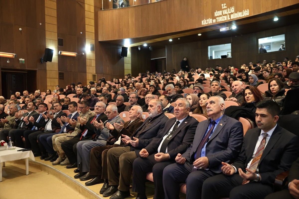 Azerbaycan'da Ermenilerin 26 Şubat 1992'de yaptığı Hocalı Katliamı'nda öldürülen 613 kişi...