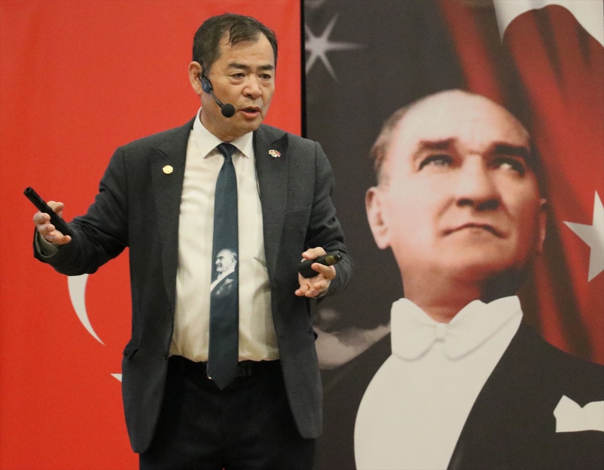 Balçova Belediyesi koordinasyonunda İzmir Ekonomi Üniversitesi Konferans Salonu’nda Kahramanmaraş...