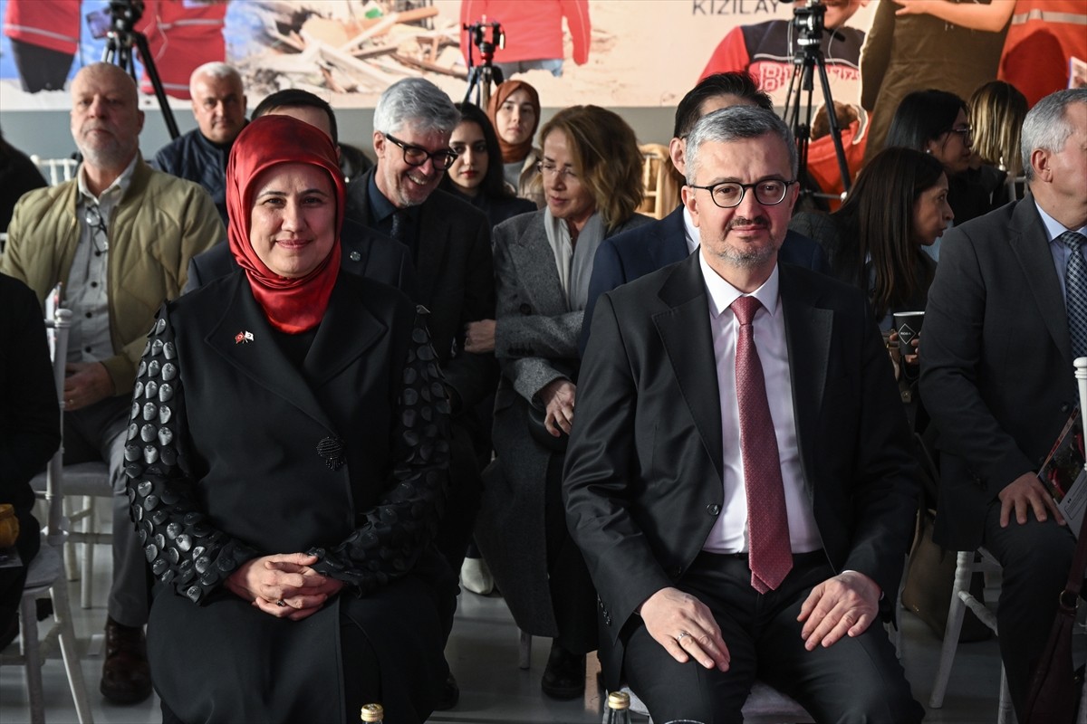 Başkentte Türk Kızılay, Uluslararası Kızılhaç Kızılay Dernekleri Federasyonu (IFRC) ve Singapur'un...