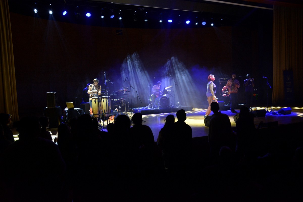 Bursa Büyükşehir Belediyesi tarafından organize edilen "Dünya Sesleri Bursa'da" etkinlikleri...