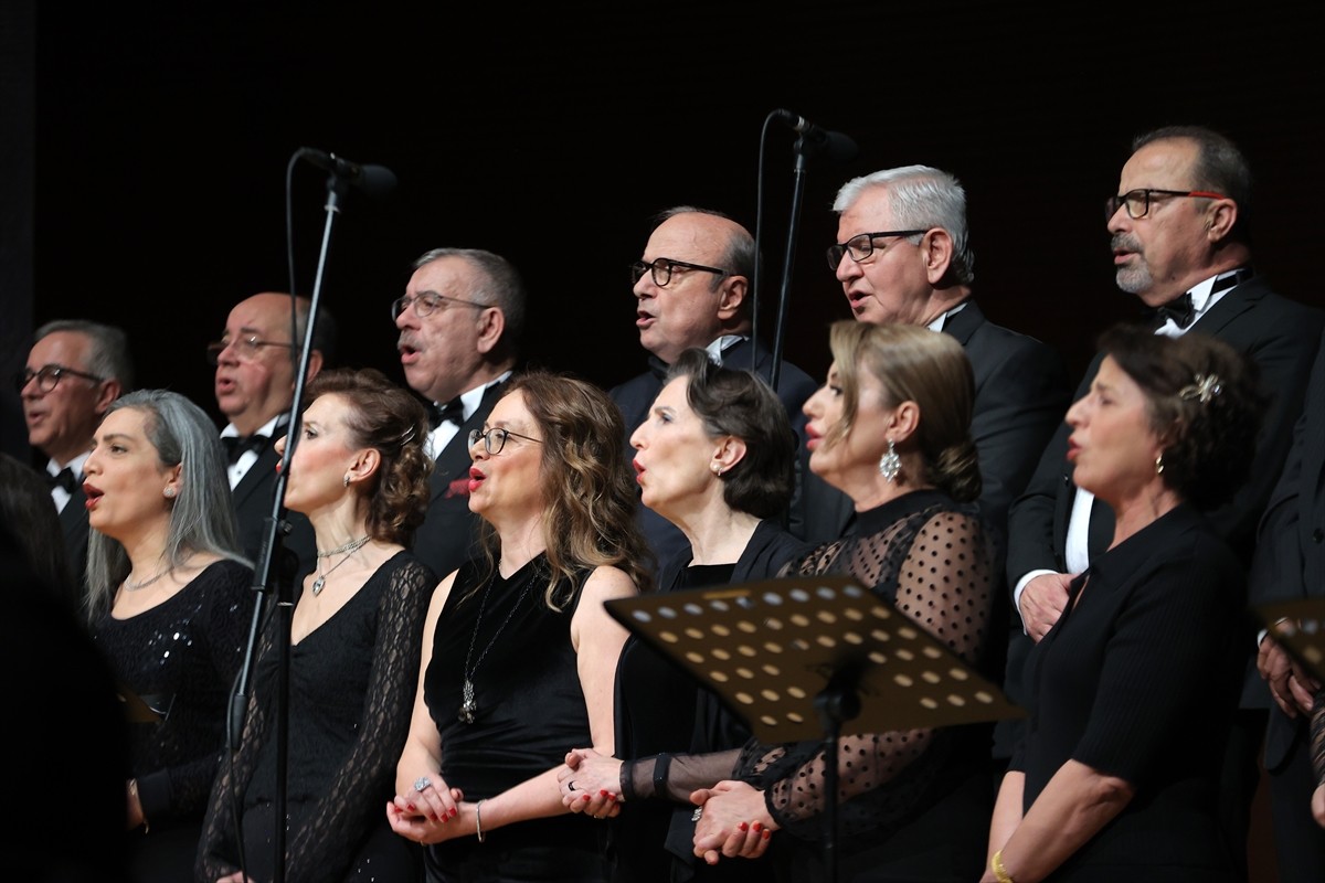 Bursa Otizm Derneği ve Bursa Büyükşehir Belediyesi'nin işbirliğiyle düzenlenen "Otizm Farkındalık...