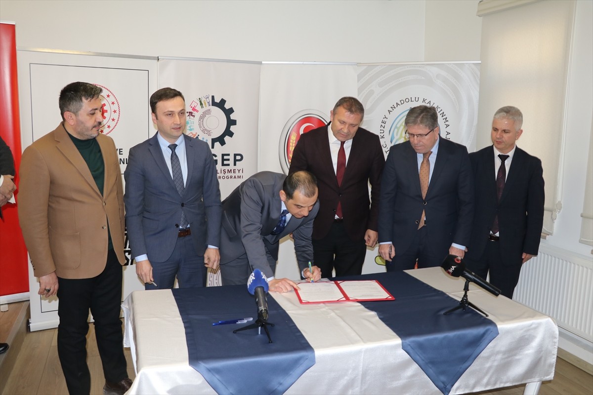 Çankırı'da, Sosyal Gelişmeyi Destekleme Programı (SOGEP) kapsamında Kuzey Anadolu Kalkınma Ajansı...