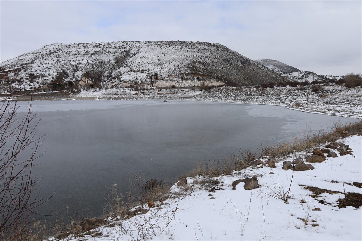 Çankırı'nın içme suyu ihtiyacının karşılandığı Güldürcek Barajı'nda su seviyesi yüzde 31'e...