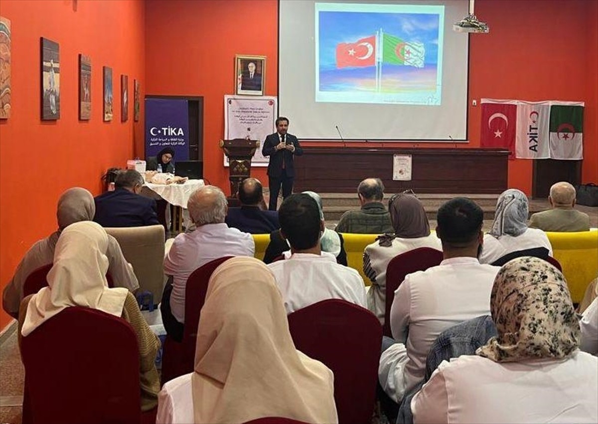 Cezayir'de, Türk İşbirliği ve Koordinasyon Ajansı Başkanlığı (TİKA) ile Cezayir Ulusal Sağlığı...