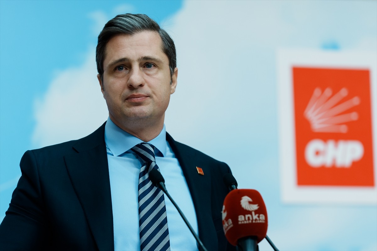 CHP Genel Başkan Yardımcısı ve Parti Sözcüsü Deniz Yücel, parti genel merkezinde gerçekleştirilen...