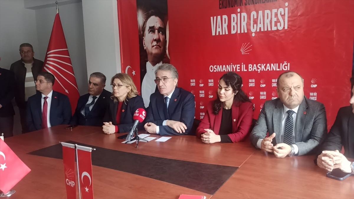 CHP Genel Başkan Yardımcısı Yalçın Karatepe (sağ 3), Osmaniye'de çeşitli ziyaretler...