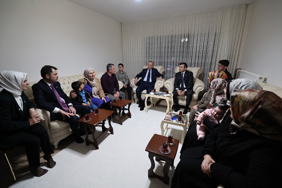 Cumhurbaşkanı Recep Tayyip Erdoğan, "asrın felaketi" olarak nitelendirilen 6 Şubat 2023’teki...