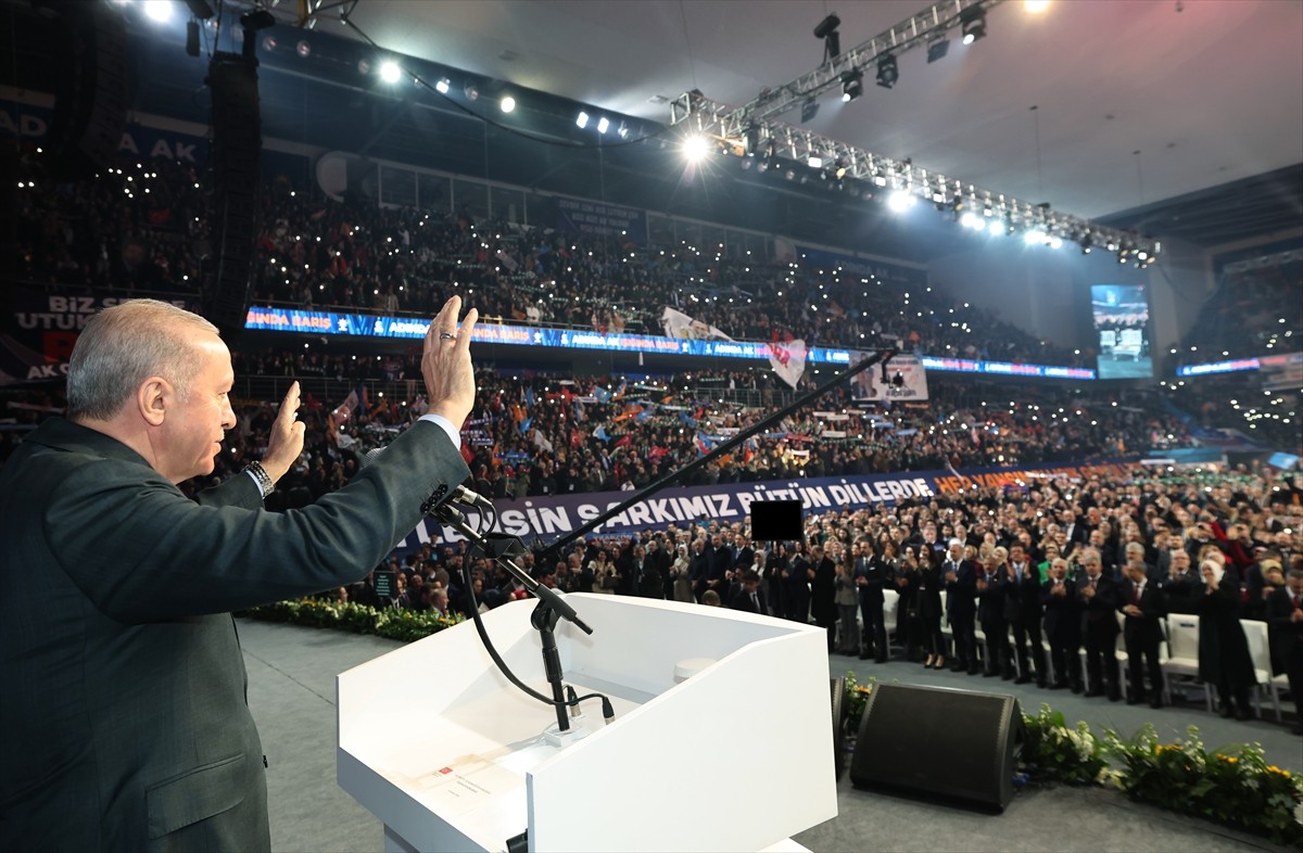 Cumhurbaşkanı ve AK Parti Genel Başkanı Recep Tayyip Erdoğan, partisinin 8. Olağan Büyük...