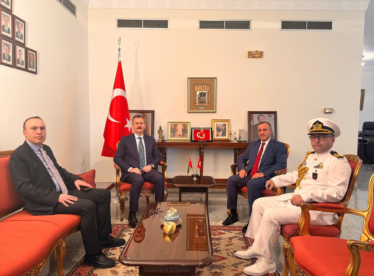 Cumhurbaşkanlığı Savunma Sanayii Başkanı Haluk Görgün (sol 2), çeşitli temaslarda bulunmak üzere...