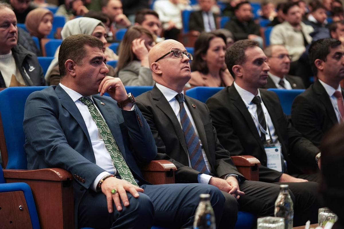 Düzce Üniversitesi (DÜ) tarafından düzenlenen "1. Uluslararası Uzay Hukuku ve Teknolojileri...