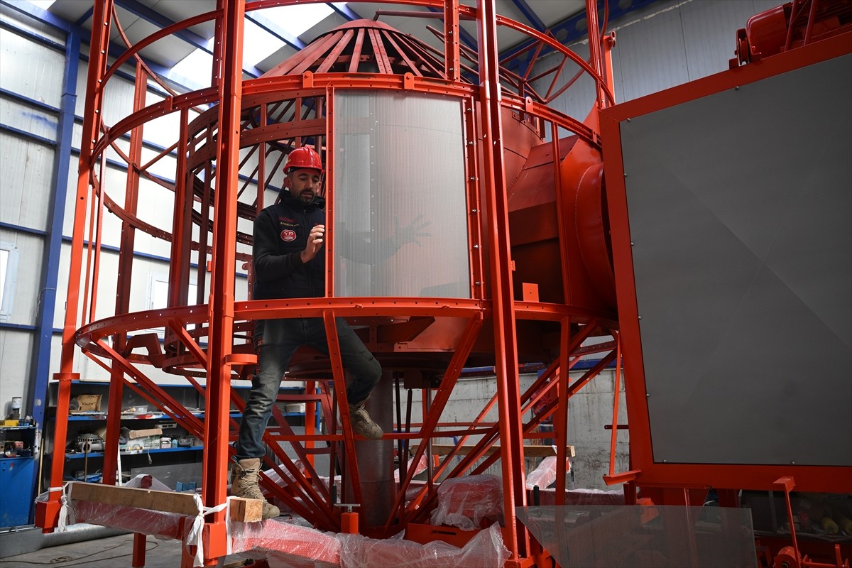 Edirne'nin İpsala ilçesindeki bir firma, ürettiği çeltik işleme ve kurutma ile tohum eleme...