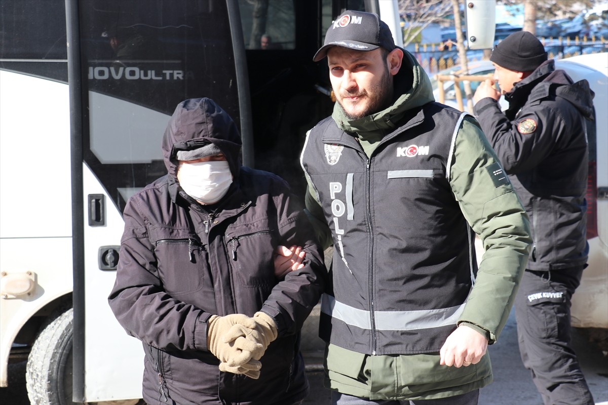 Erzurum'da Mesleki Eğitim Merkezi (MESEM) programlarında devletten haksız kazanç elde ettikleri...