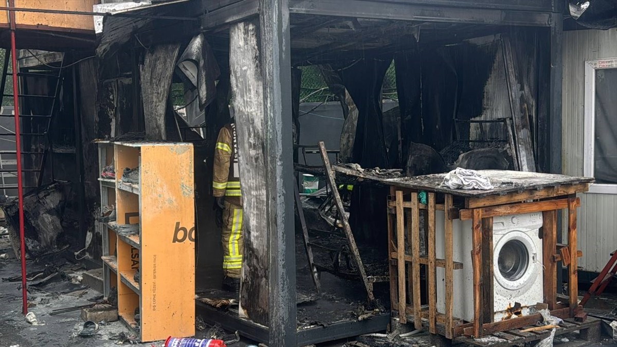 Eyüpsultan 5. Levent Mahallesi 15 Temmuz Şehitler Caddesi'nde bulunan ve Gaziosmanpaşa Adliyesine...