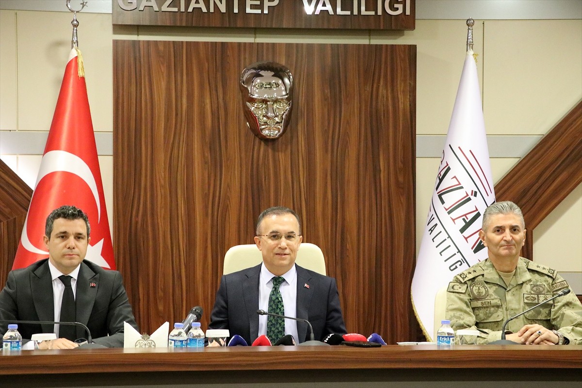 Gaziantep Valisi Kemal Çeber (fotoğrafta), bu yıl ocak ayında asayiş olaylarının, geçen yılın aynı...