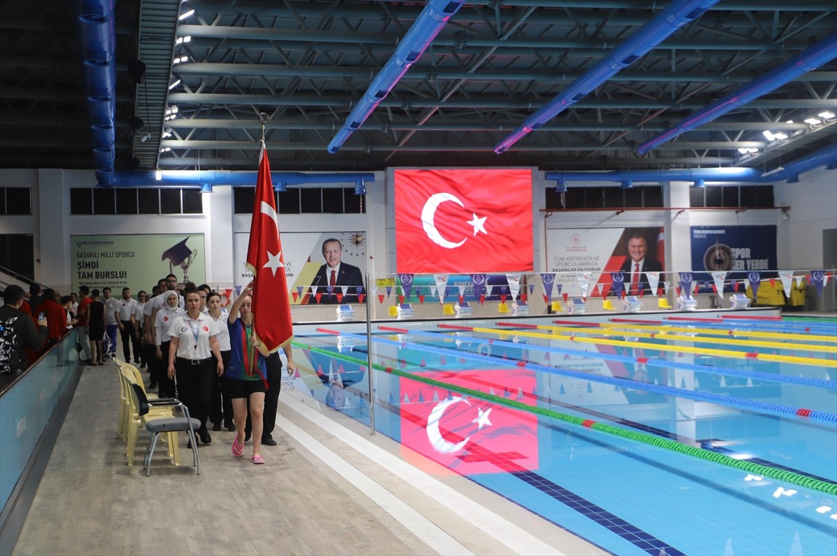 Gençlik ve Spor Bakanlığının düzenlediği Herkes İçin Yüzme Projesi Yüzme Yarışları, Konya Olimpik...