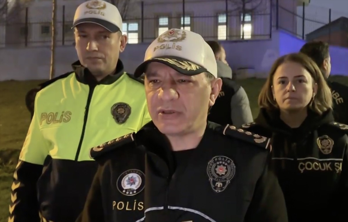 İstanbul Emniyet Müdürü Selami Yıldız, eğitim ve öğretimde ikinci dönemin başlamasıyla birlikte...