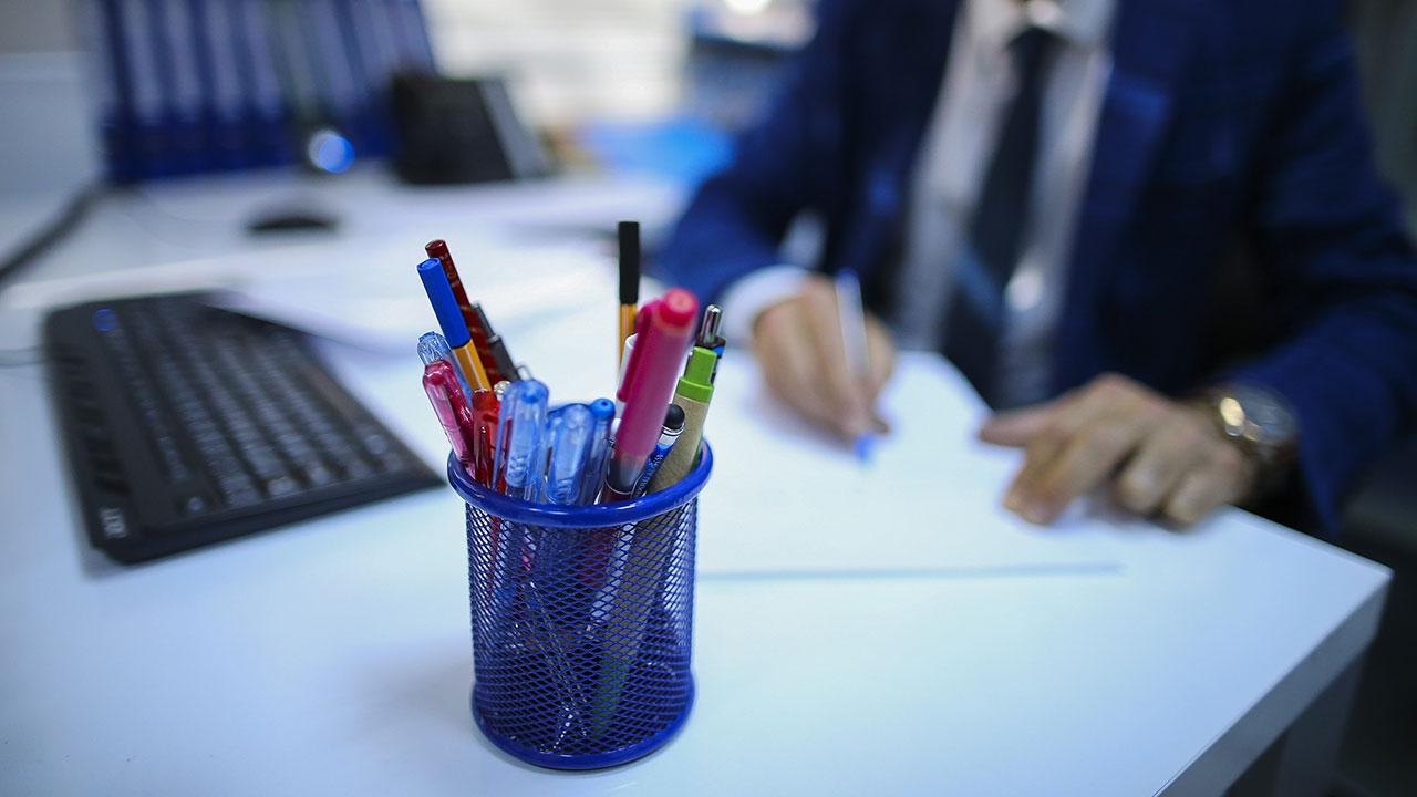 İzmir Büyükşehir Belediyesi’nde dev alımlar başladı! Kamu personeli alımı 6 gün sonra başlıyor 