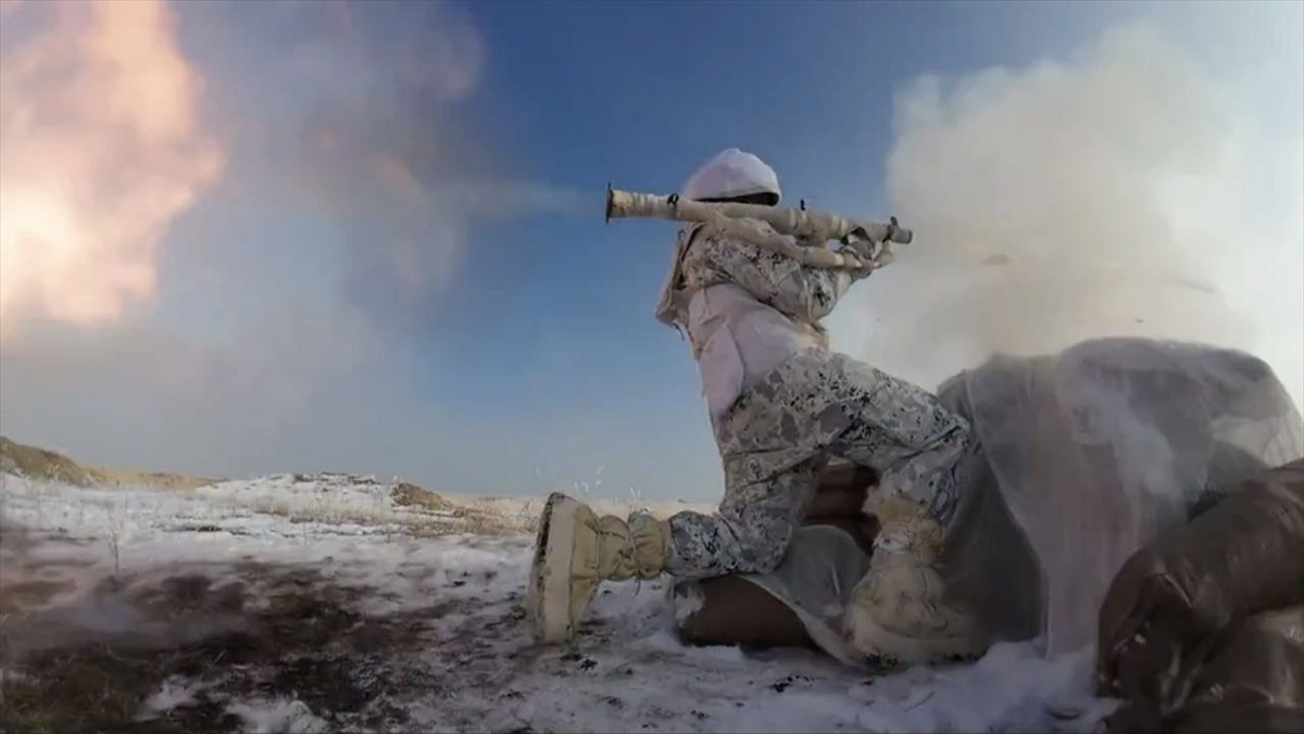 Kazakistan Savunma Bakanlığı, Kazak askerlerin de katılımıyla Kars'ta düzenlenen Kış-2025...