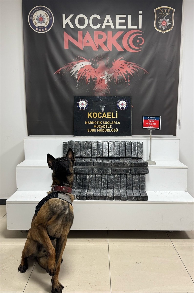 Kocaeli'de cipin tamponuna gizlenmiş 34 kilo 350 gram eroin ele geçirildi, gözaltına alınan 2...