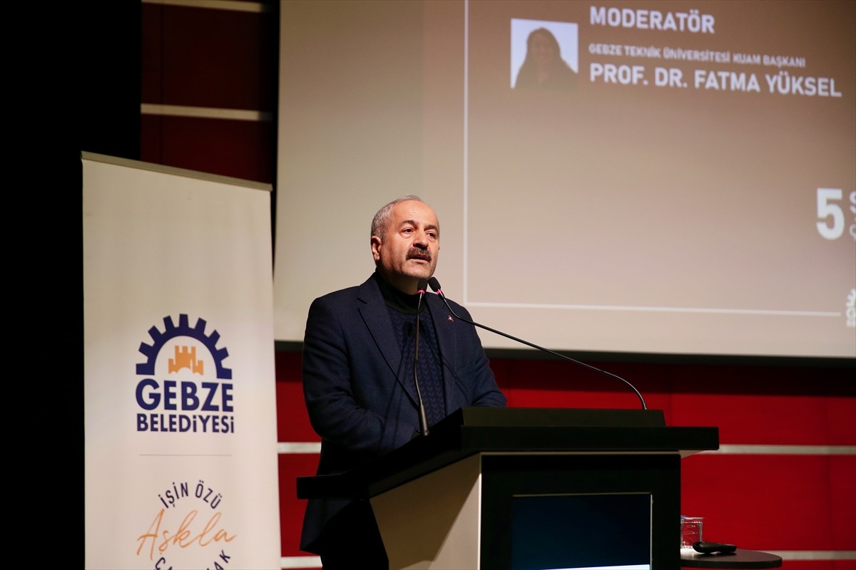 Kocaeli'de kadınların afet yönetimindeki rolüne ilişkin farkındalık oluşturmak amacıyla panel ve...