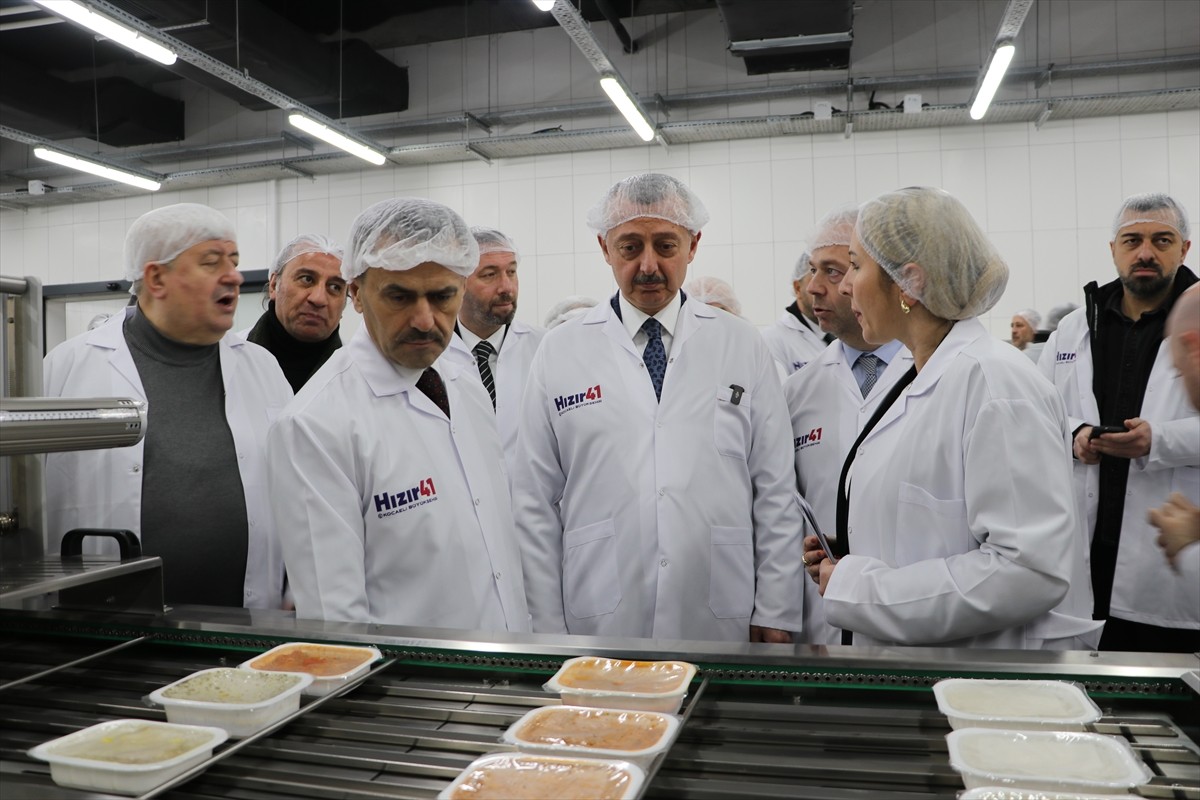 Kocaeli'de olası afetlerde gıda ihtiyacının karşılanmasına yönelik "Hızır 41-Afet Mutfağı"...