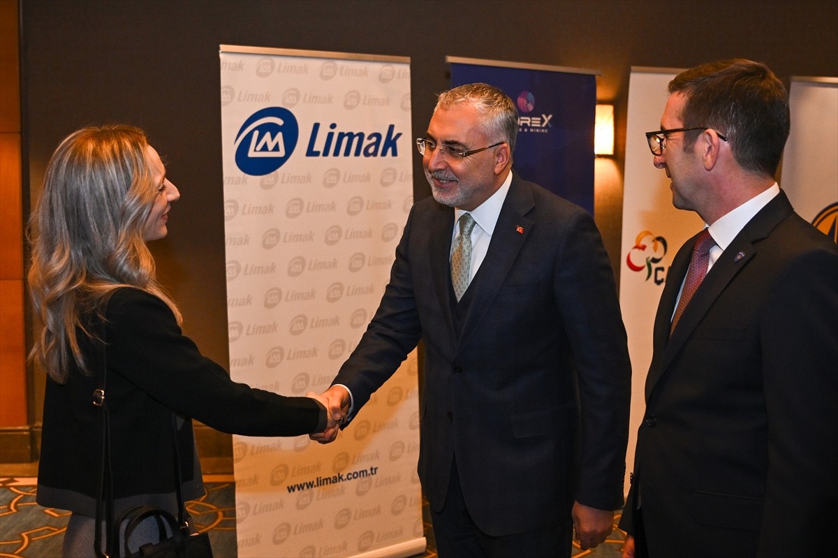 Kosova’nın "Bağımsızlık Günü" vesilesiyle Ankara’da resepsiyon düzenlendi. Kosova'nın Ankara...