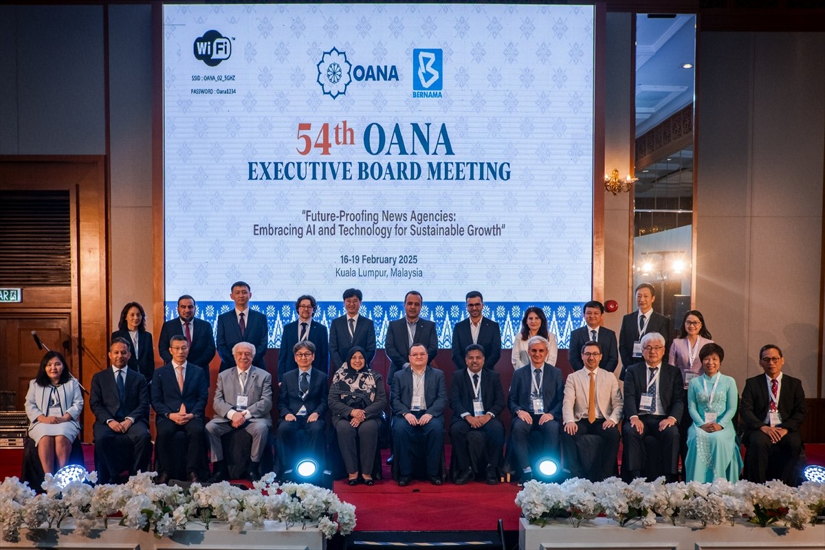 Malezya'nın başkenti Kuala Lumpur'da 54. Asya-Pasifik Haber Ajansları Birliği (OANA) Yönetim...