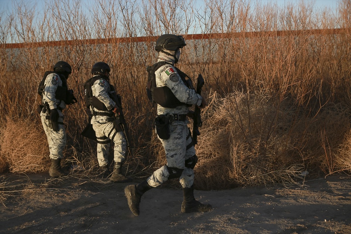 Meksika'nın, sınır güvenliğinin artırılması karşılığında ABD'nin bu ülkeye getirilen gümrük...