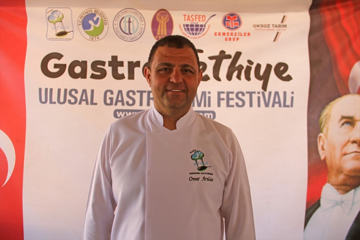 Muğla'nın Fethiye ilçesinde bu yıl 13'üncüsü düzenlenen "Gastro Fethiye Ulusal Gastronomi...