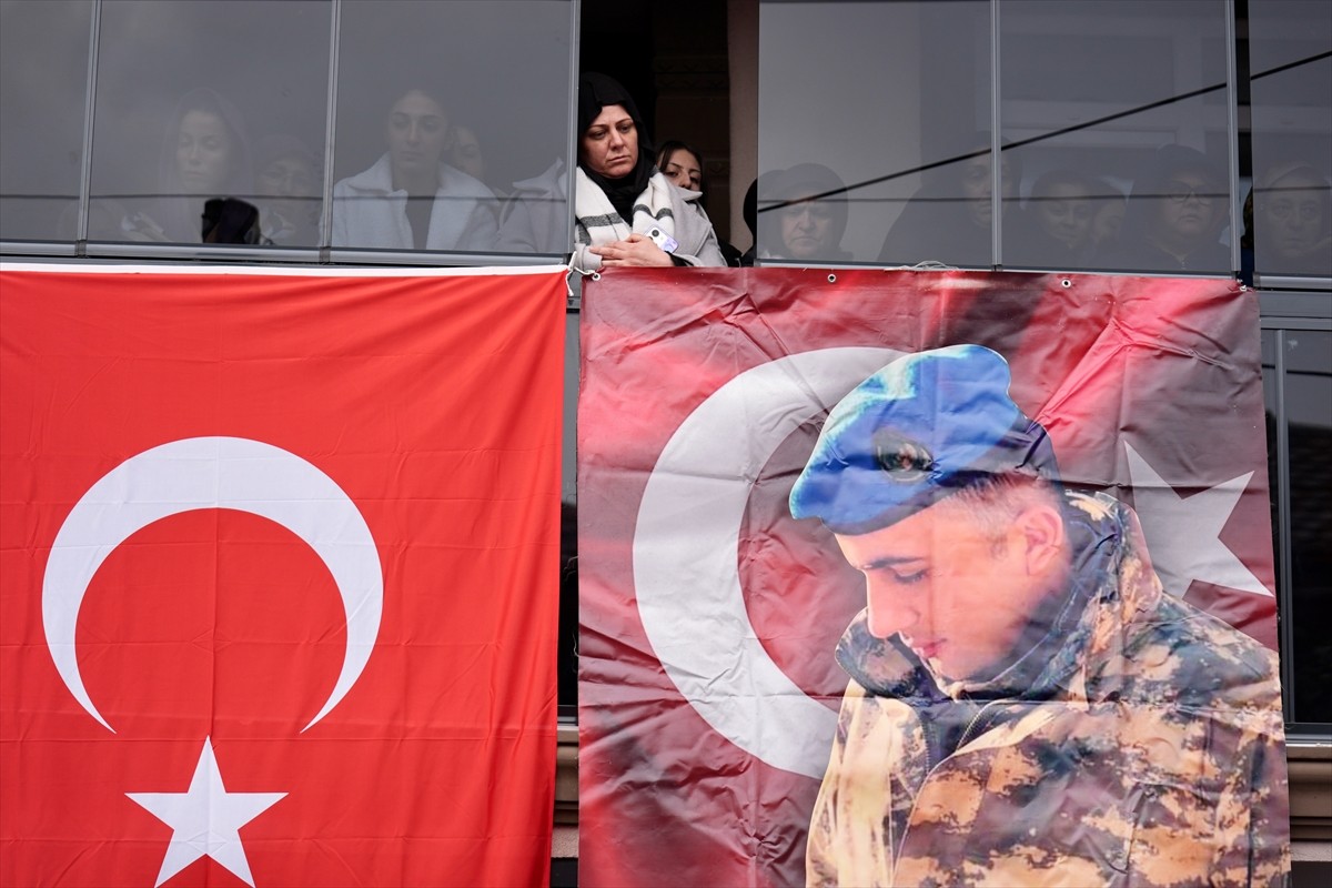 Pençe-Kilit Operasyonu bölgesinde bölücü terör örgütü mensuplarının roket saldırısı sonucu...