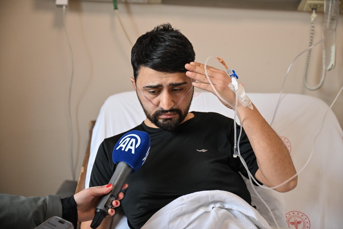 Pendik'te dikiz aynasını kırdığı otomobil sürücüsü tarafından ezilen motosikletli Fatih F, AA...