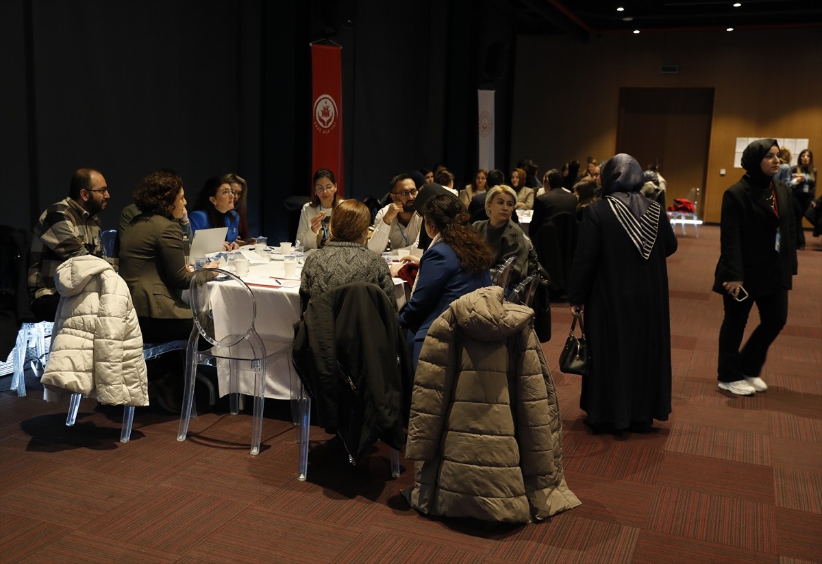 Samsun'da, Büyükşehir Belediyesi Şehit Ömer Halisdemir Çok Amaçlı Salonu'nda düzenlenen ve 2 gün...