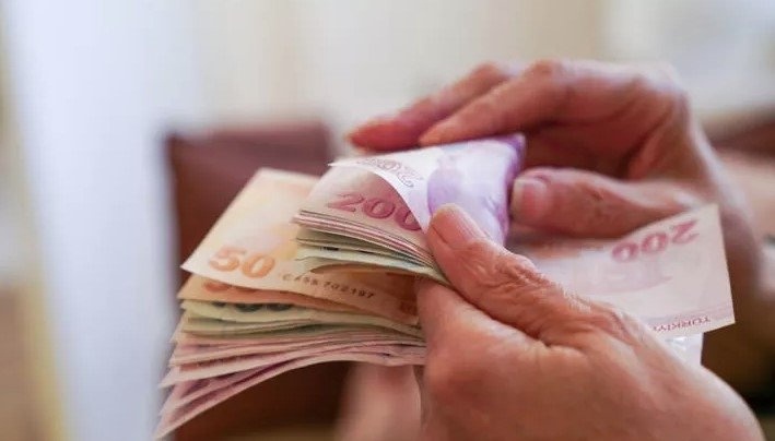 SGK ile görüşmeler başlamıştı! İlk emekli promosyonu zammı ING’den geldi!