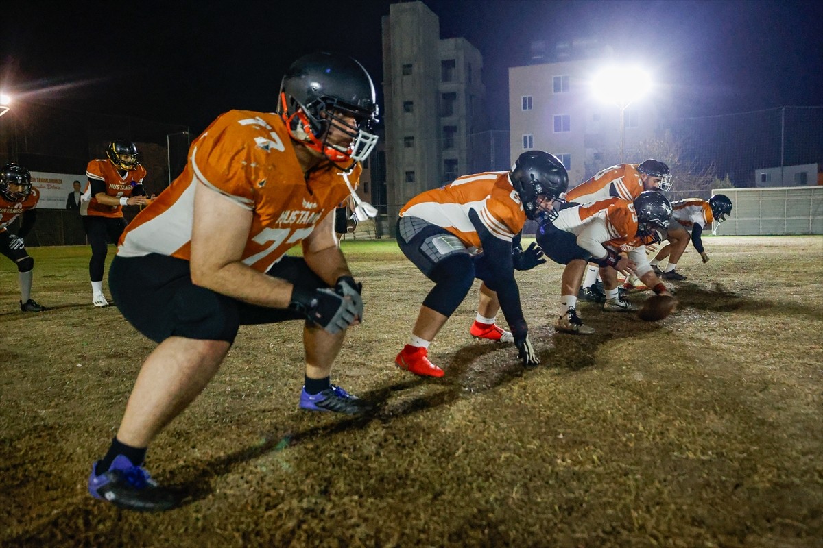 Son 3 sezondur Süper Lig'e çıkma şansını çeyrek final maçlarında kaçıran Türkiye Üniversiteler...