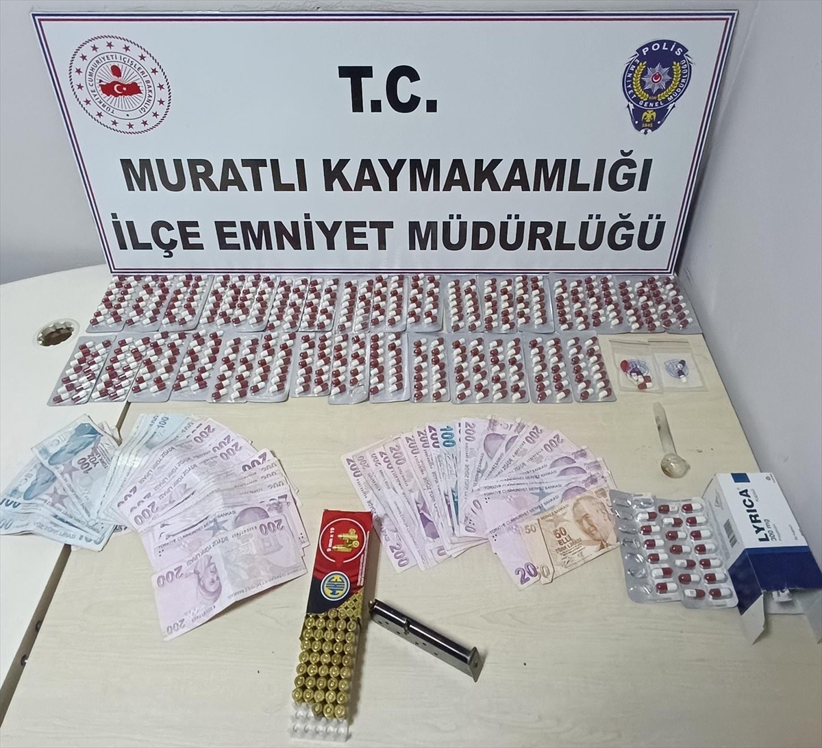Tekirdağ'da düzenlenen uyuşturucu operasyonunda gözaltına alınan 5 şüpheli tutuklandı. Muratlı...