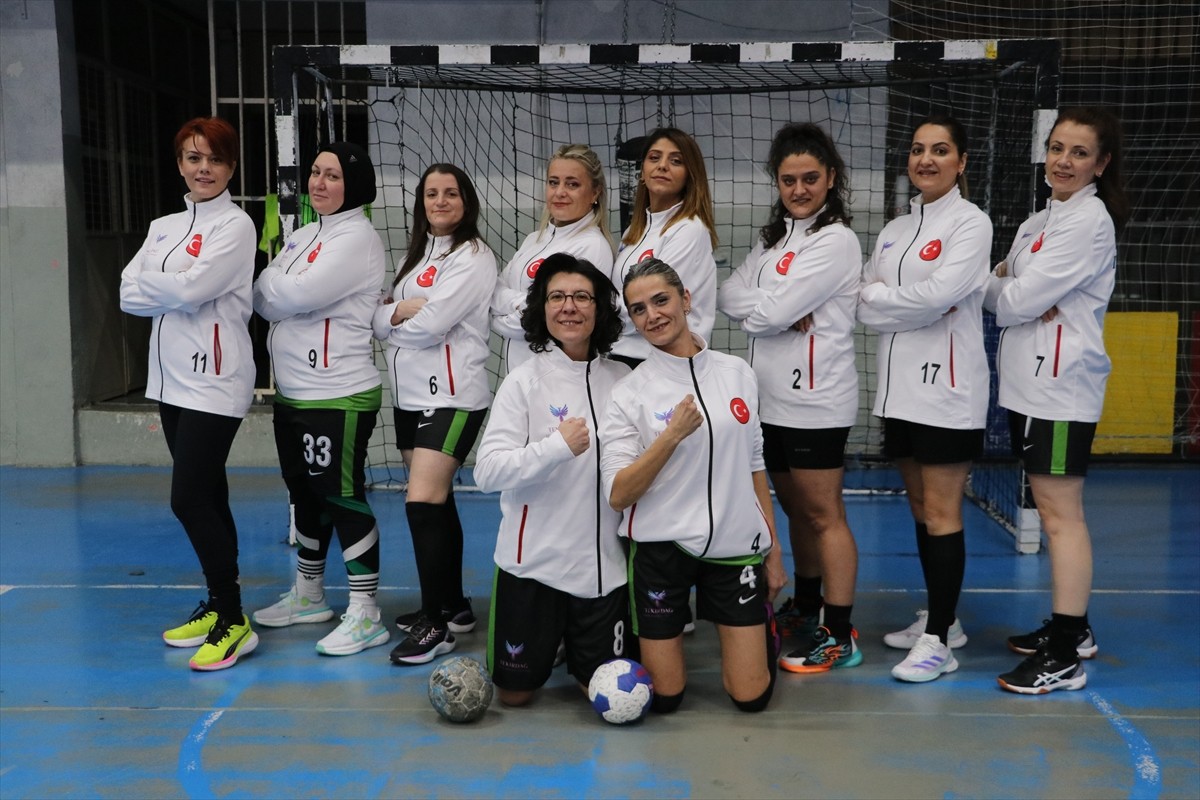 Tekirdağ'da farklı meslek ve yaş gruplarından kadınlar, iş stresini kurdukları "Tekirdağ...