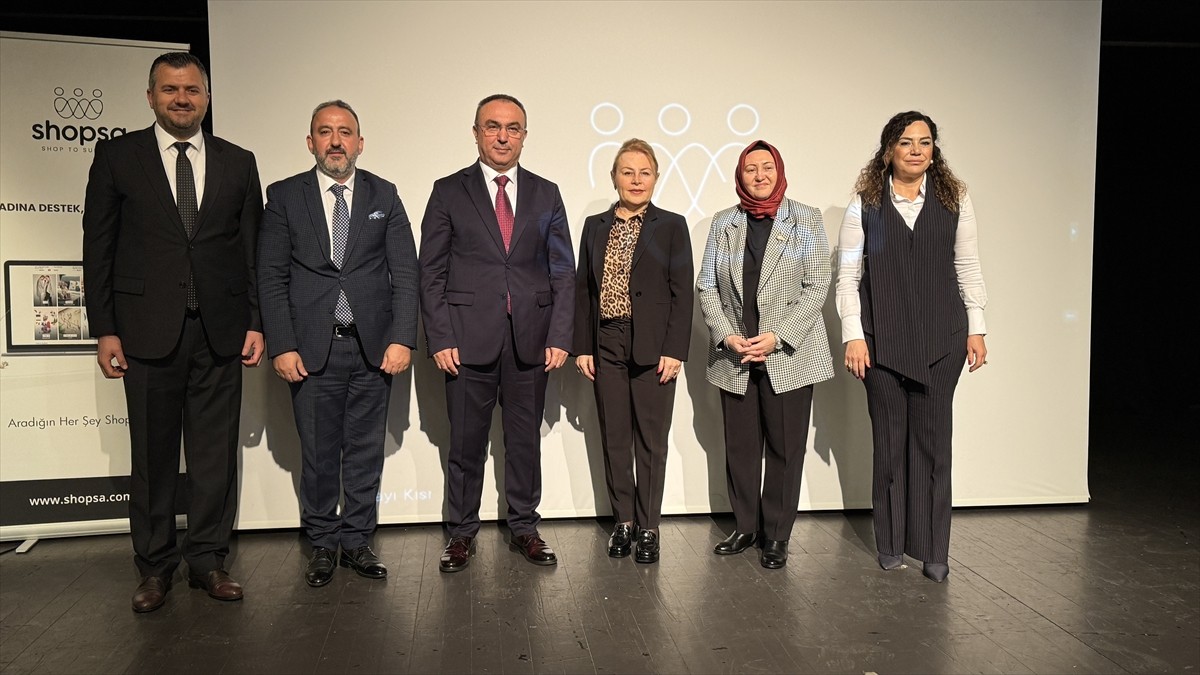 Tekirdağ'da kadın kooperatifleri üyesi girişimci kadınlara tanıtım, pazarlama ve maliyet hesaplama...