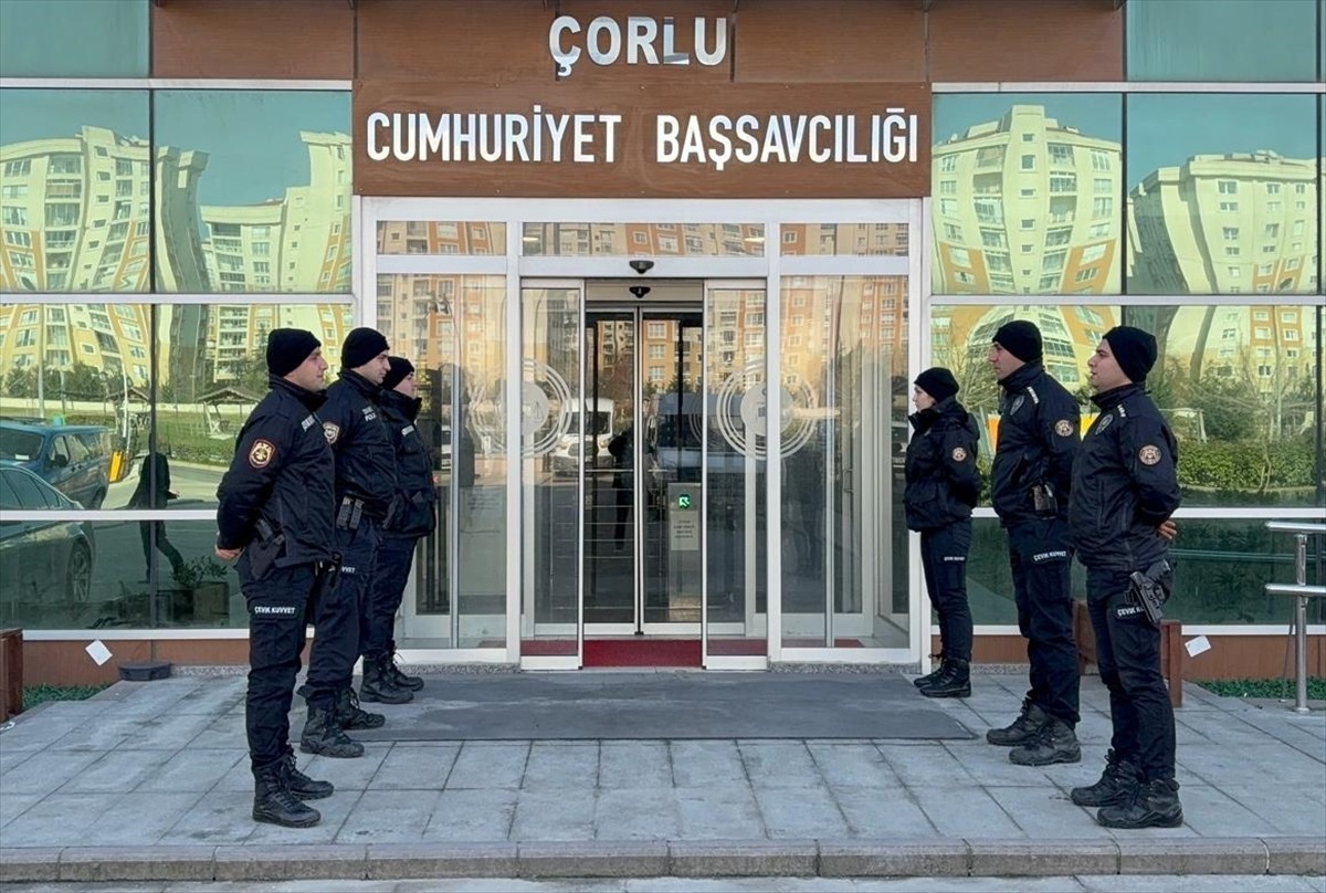 Tekirdağ'ın Çorlu ilçesinde kızını öldürdüğünü itiraf eden baba tutuklandı.