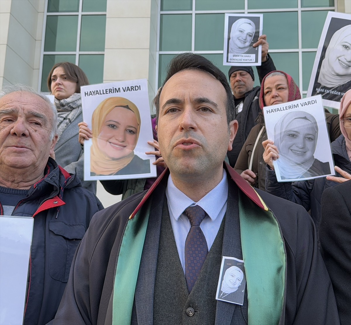 Tekirdağ'ın Süleymanpaşa ilçesinde eşi Elif Dim'i darbederek ölümüne neden olduğu öne sürülen...