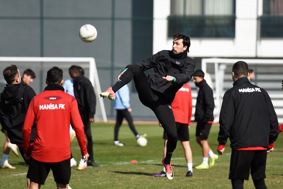 Trendyol 1. Lig'in 26. haftasında, Geosis Bolurspor'u konuk edecek Manisa FK, müsabakanın...