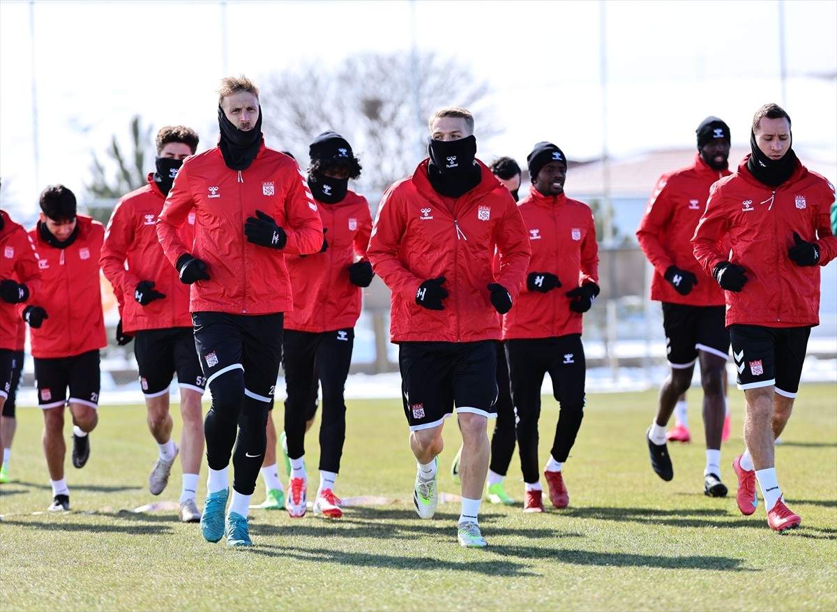 Trendyol Süper Lig'in 25. haftasında evinde TÜMOSAN Konyaspor ile karşılaşacak Net Global...
