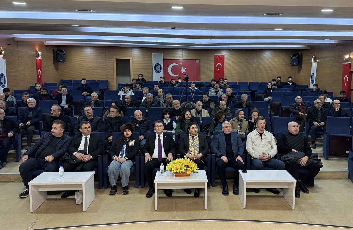 Türk Dil Kurumu (TDK) Başkanı Osman Mert, Türk Ocakları Çorum Şubesince Çorum Belediyesi Turgut...