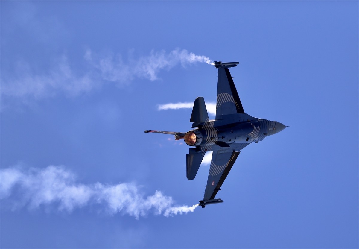 Türk Hava Kuvvetleri akrobasi timi SOLOTÜRK, Muğla'nın Fethiye ilçesinde yarın düzenlenecek Şehit...