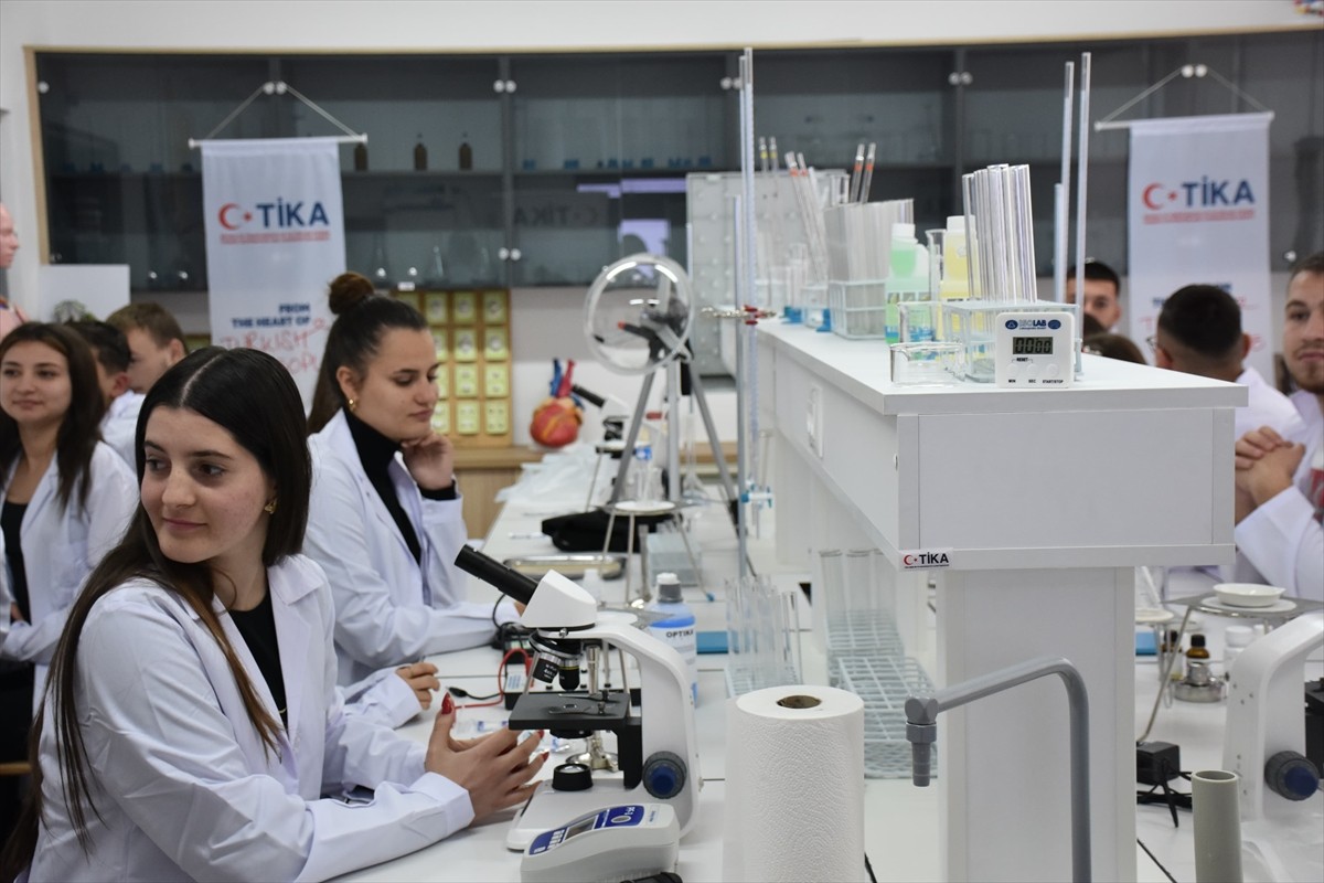 Türk İşbirliği ve Koordinasyon Ajansı Başkanlığı (TİKA), Arnavutluk'un güneyindeki Konispol...