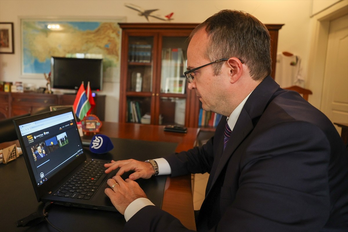 Türkiye'nin Banjul Büyükelçisi Fahri Türker Oba, Anadolu Ajansının (AA) gözünden 2024'e damga...