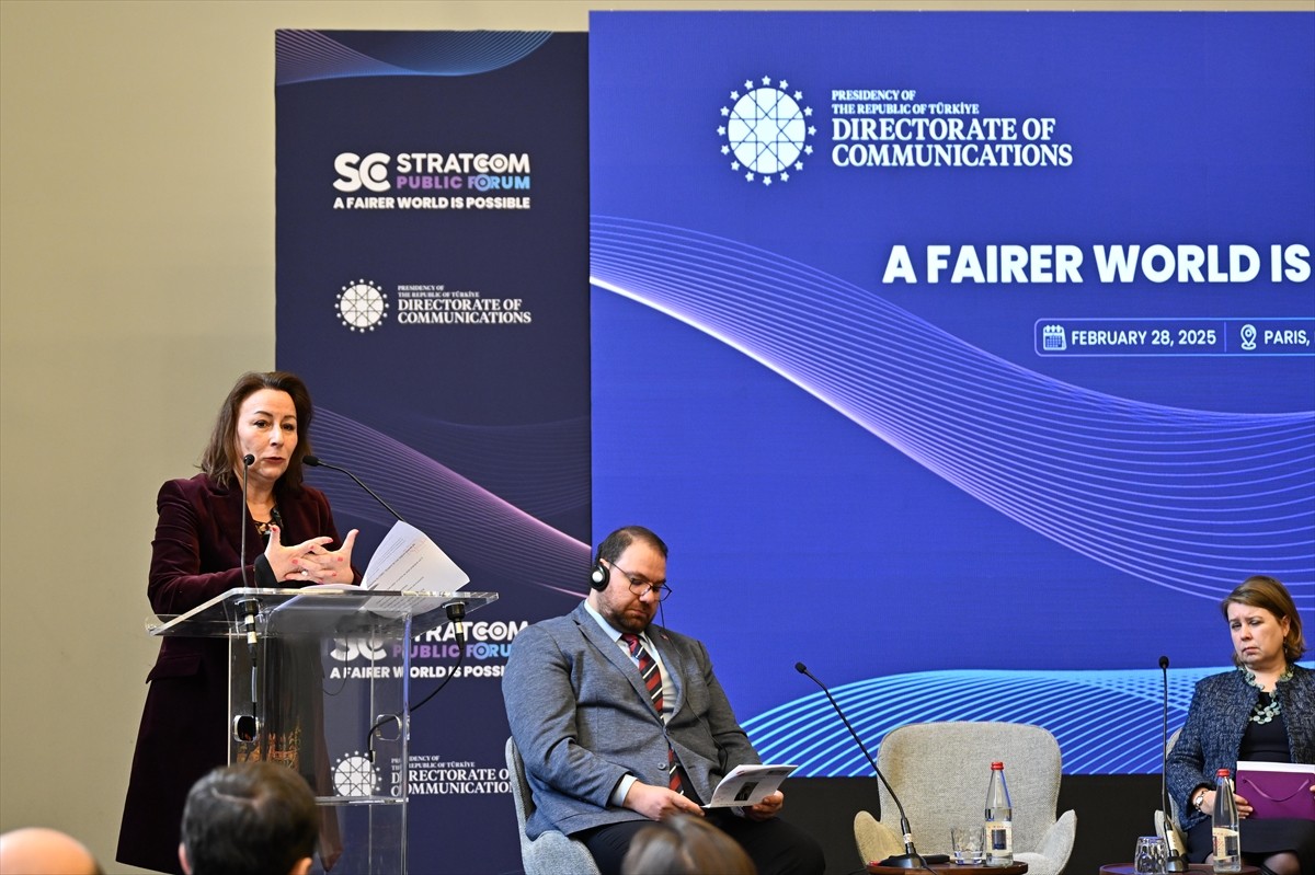 Türkiye Cumhuriyeti Cumhurbaşkanlığı İletişim Başkanlığı, Fransa'nın başkenti Paris'te "Stratcom...