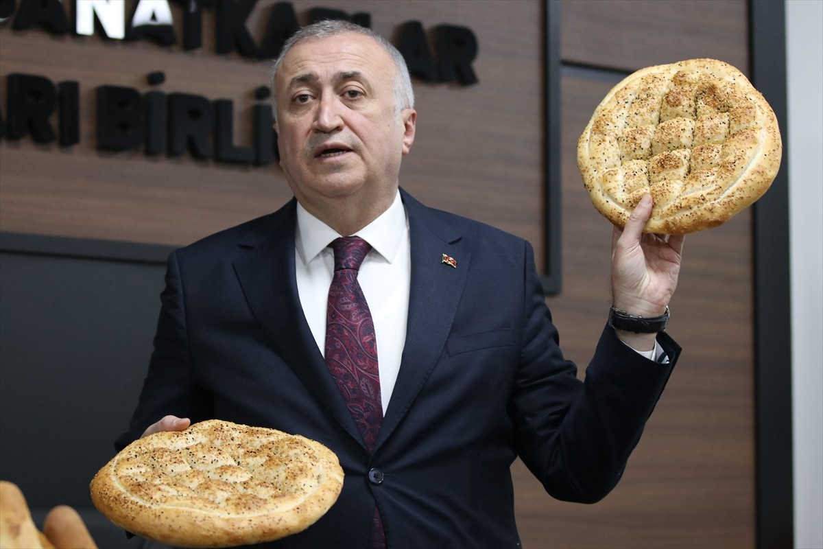 Türkiye Fırıncılar Federasyonu Başkanı Halil İbrahim Balcı, Kocaeli Esnaf Sanatkarlar Odaları...