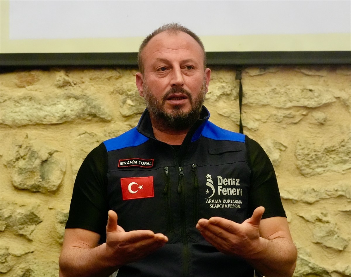 Türkiye Gençlik ve Eğitime Hizmet Vakfı (TÜRGEV) ile Deniz Feneri Derneği işbirliğinde, 6 Şubat...